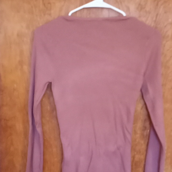 Sweater - Picture 4 of 4